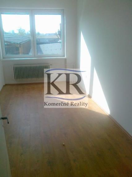 Kancelárie, Bulharská, Trnava