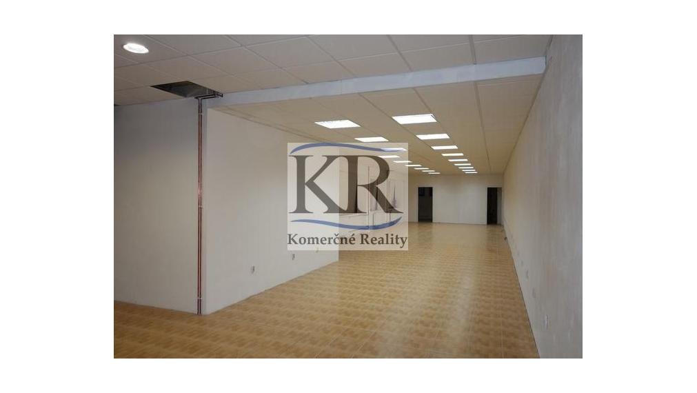 Obchodné priestory,Trenčín - Centrum, 150 m2 + 20 m2 terasa