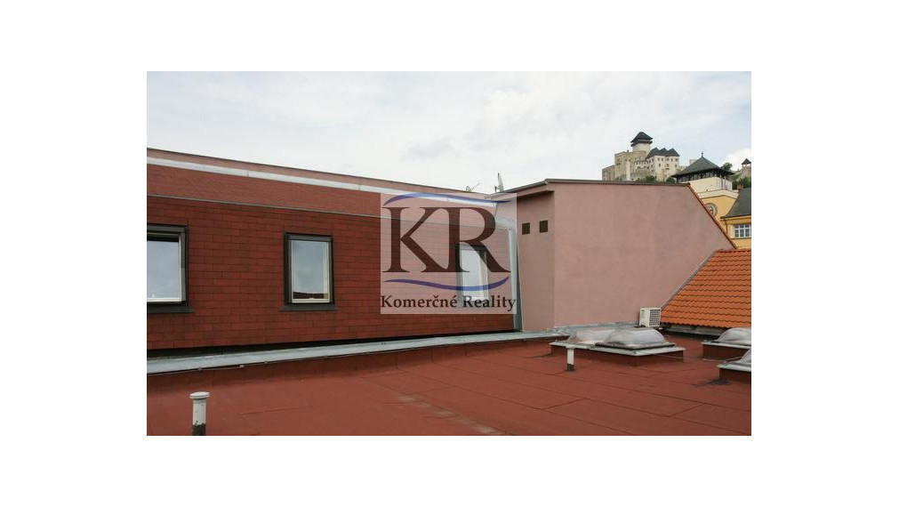 Obchodné priestory,Trenčín - Centrum, 150 m2 + 20 m2 terasa