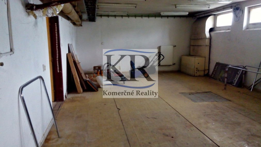 77,8 m2 - Sklad na PRENÁJOM, Trenčín, Za mostami