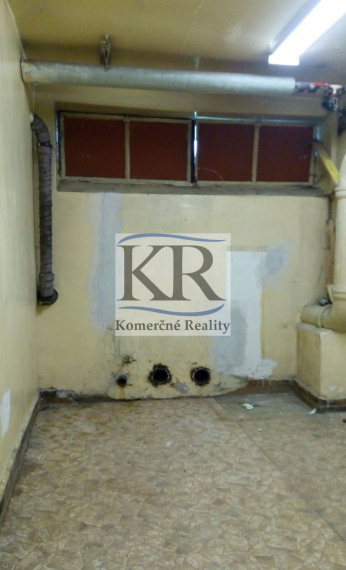 77,8 m2 - Sklad na PRENÁJOM, Trenčín, Za mostami