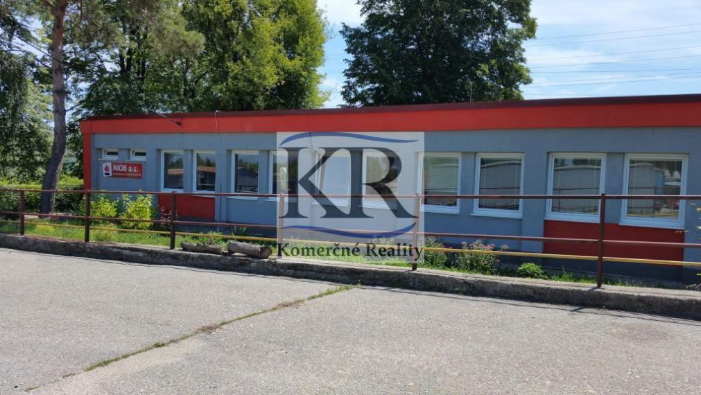 Voľné spevnené plochy v uzavretom areály, Nitra