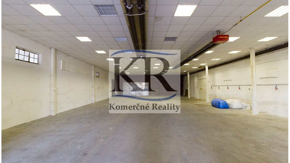 Skladové priestory na prenájom, centrum, Zavar, 400m2, 750,-EUR + energie+DPH