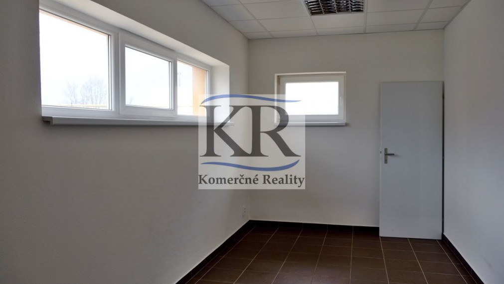 Skladový priestor 280m2 na prenájom, Nové Mesto nad Váhom