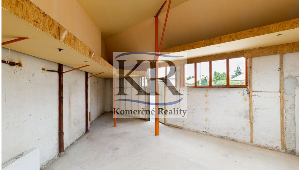 Skladový priestor na prenájom, Trnava, Špačinská, 30m2, 150,-EUR/mesačne + náklady na en.