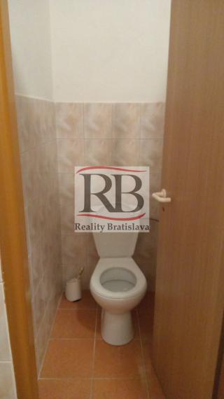 Kancelárie na Vajnorskej ulici, Bratislava III