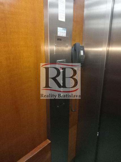 Kancelárie na prenájom - 34m2, Mlynské Nivy, Bratislava II