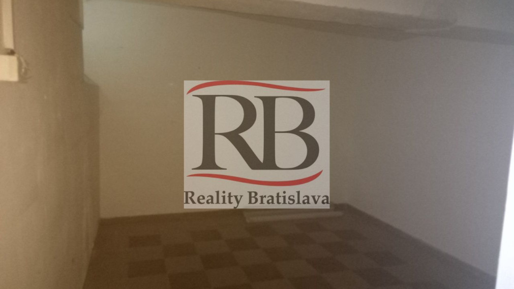 Obchodný priestor na prenájom, Krížna - Bratislava I