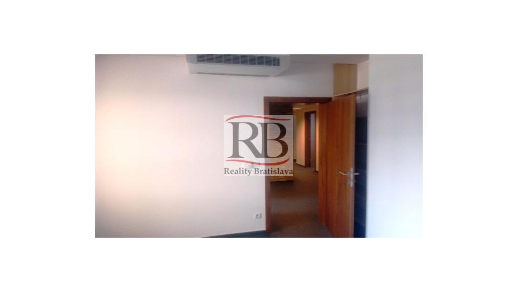 Kancelárie na prenájom, Svätoplukova - Ružinov