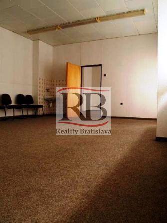 Kancelárske priestory na prenájom, Nádražná - Ivanka pri Dunaji