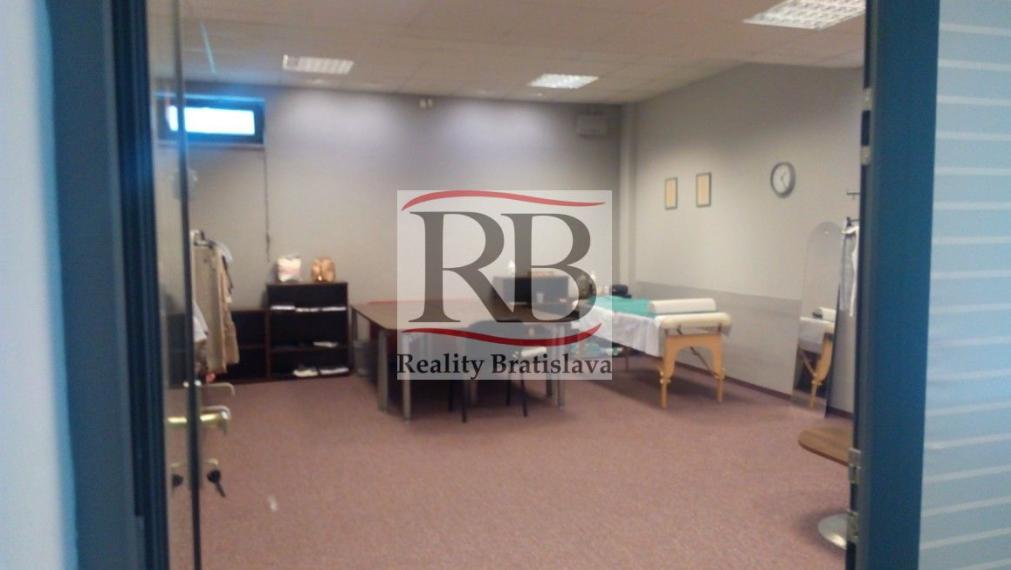 Obchodný priestor na prenájom, Račianske mýto - Bratislava III