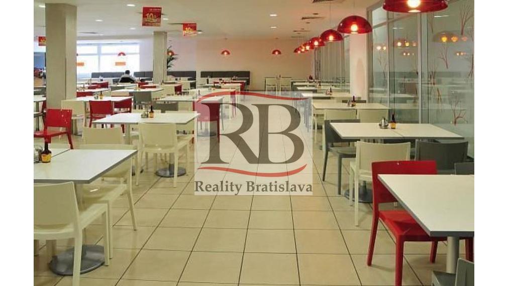 Kancelárie vysokého štandardu so strategickou polohou, 101 m2