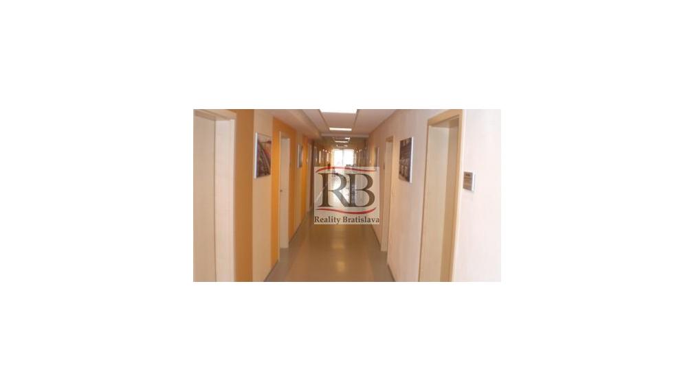 Kancelárske priestory na Krajnej ulici, Ružinov