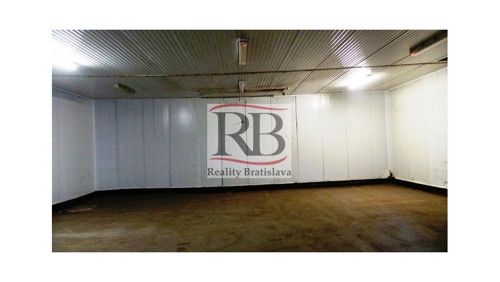 Skladový priestor na prenájom(216m2) Bratislava-Rača