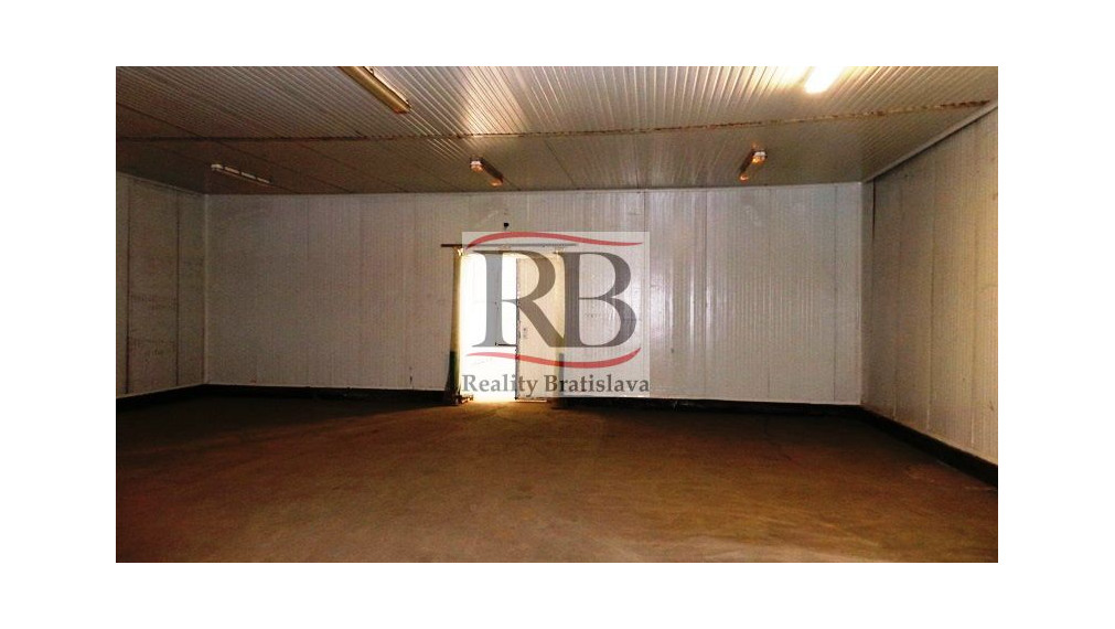Skladový priestor na prenájom(216m2) Bratislava-Rača
