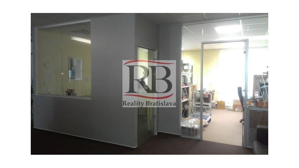 Na predaj kancelárske priestory na Mickiewiczovej ulici v Starom Meste