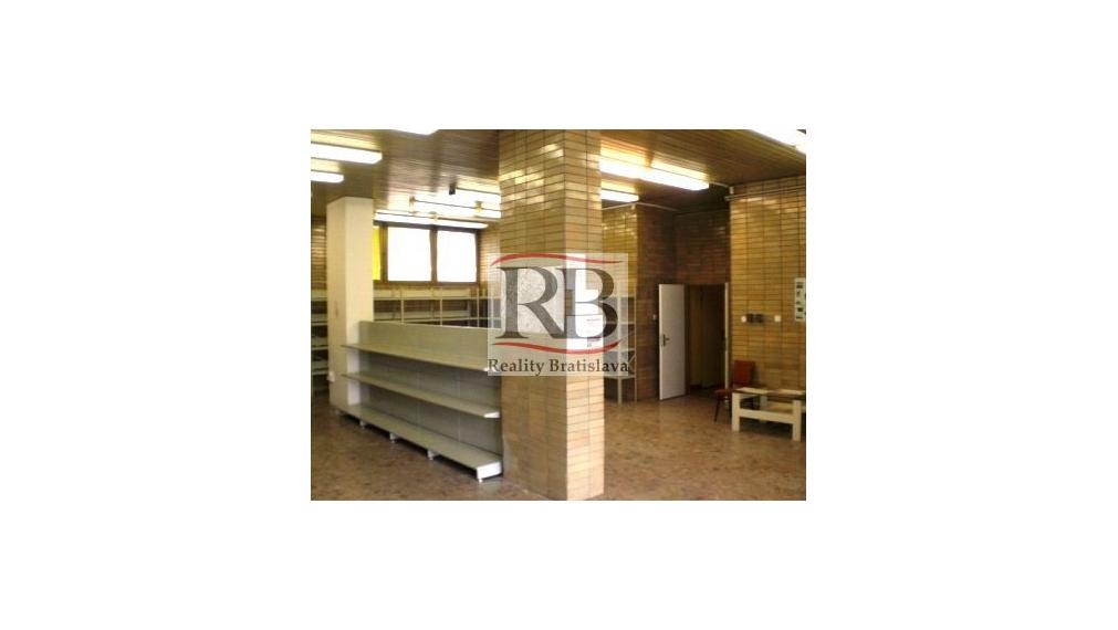 Nebytový priestor na Bohrovej ulici na prenájom, 370m2