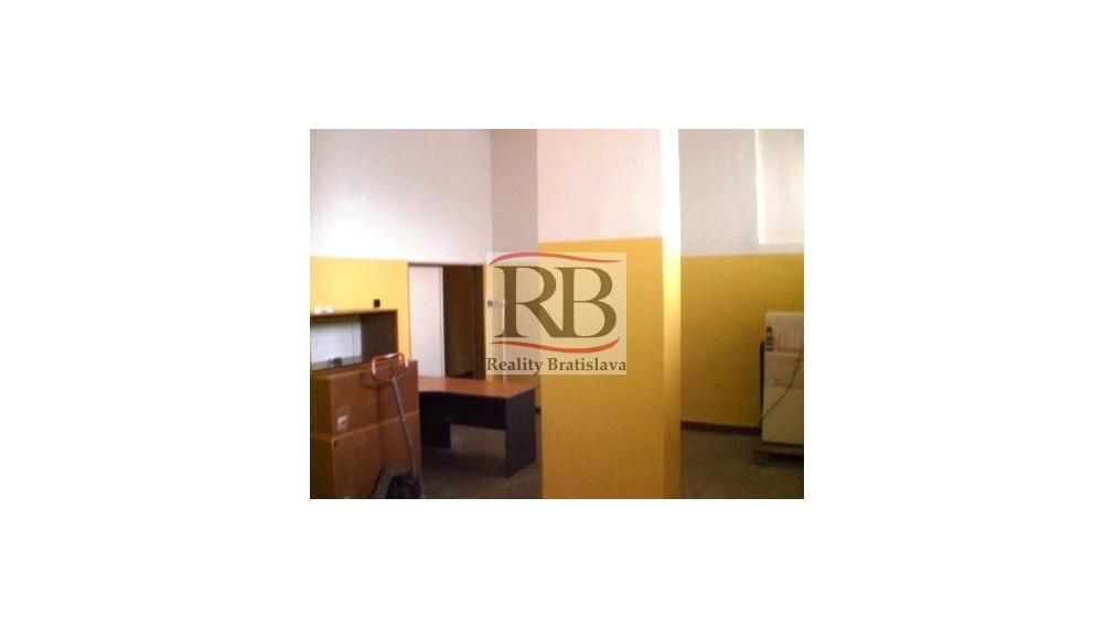 Nebytový priestor na Bohrovej ulici na prenájom, 370m2