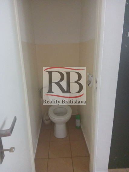 Atraktívny obchodný priestor, Krížna ulica