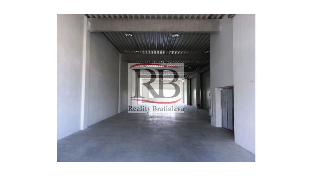 Na prenájom skladový priestor na Starej Vajnorskej v Novom Meste