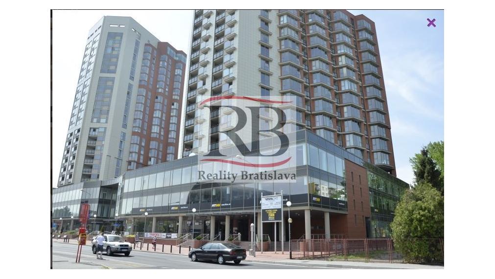 Obchodno-kancelársky priestor, 89 m2