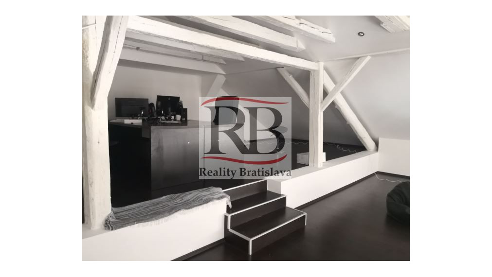 Dom vhodný aj na bývanie aj na podnikanie