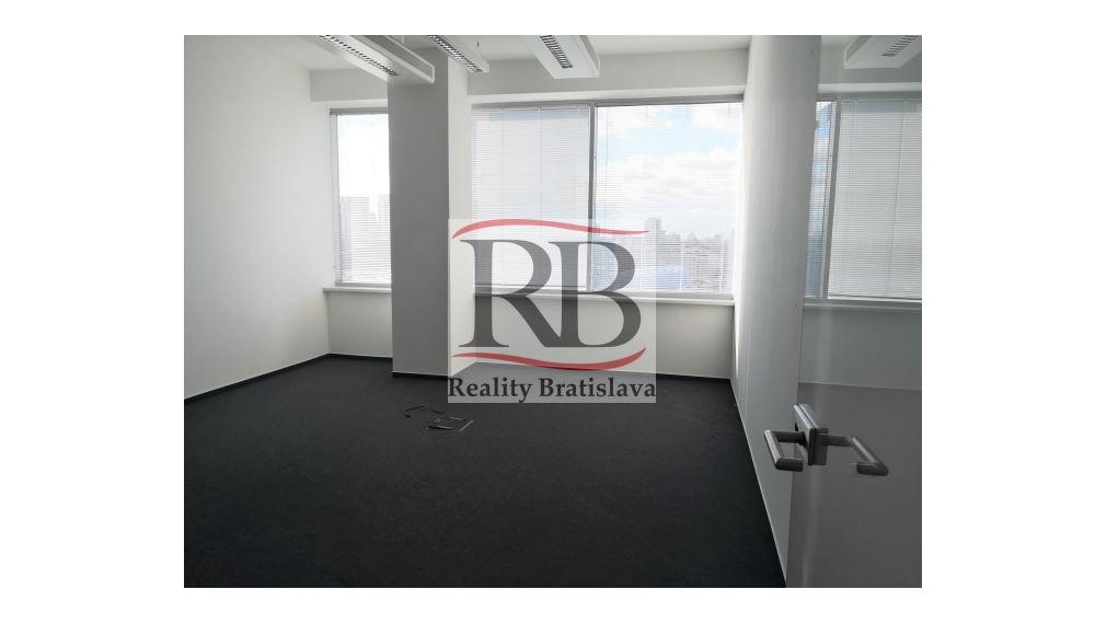 Administratívne priestory vysokého štandardu v Plus/Vivo Tower na Vajnorskej ulici