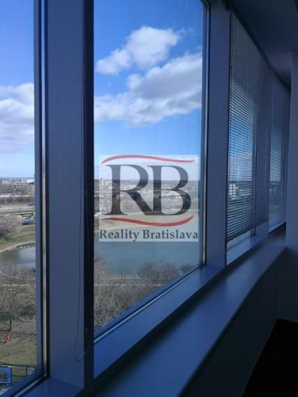 Administratívne priestory vysokého štandardu v Plus/Vivo Tower na Vajnorskej ulici