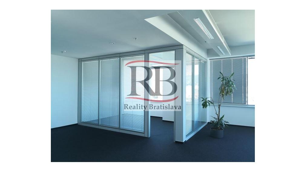 Administratívne priestory vysokého štandardu v Plus/Vivo Tower na Vajnorskej ulici