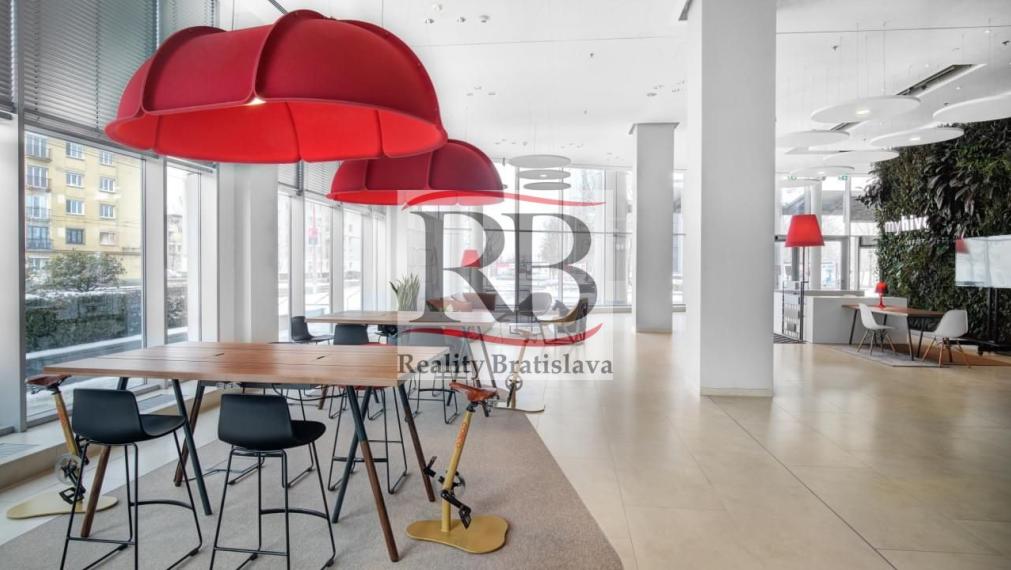 Administratívne priestory vysokého štandardu v Plus/Vivo Tower na Vajnorskej ulici