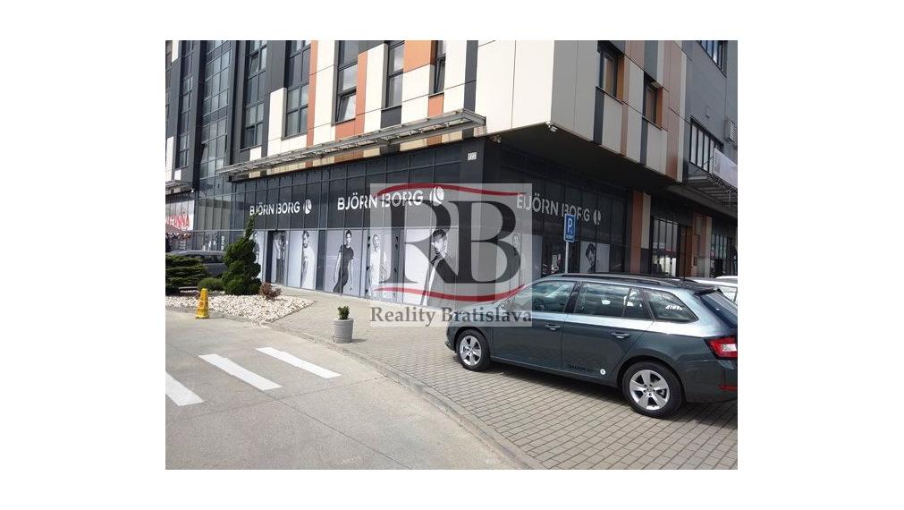 Na prenájom obchodný priestor na Starej Vajnorskej v Novom Meste