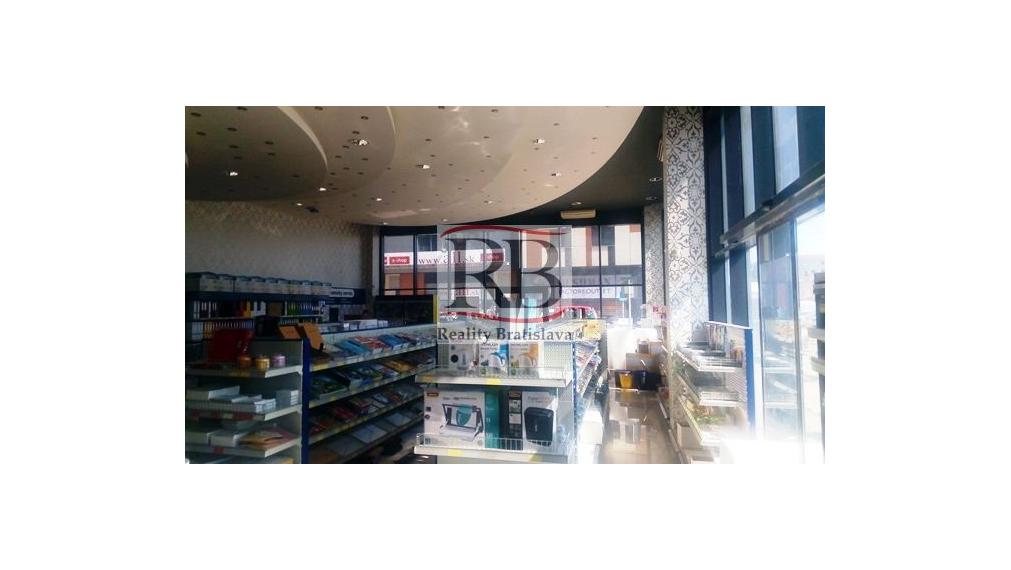 Na prenájom obchodný priestor na Starej Vajnorskej v Novom Meste