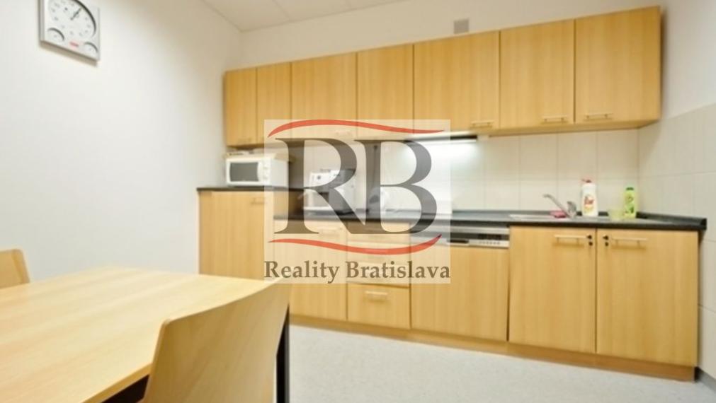 Kancelárske priestory, Mlynské Nivy, Bratislava II