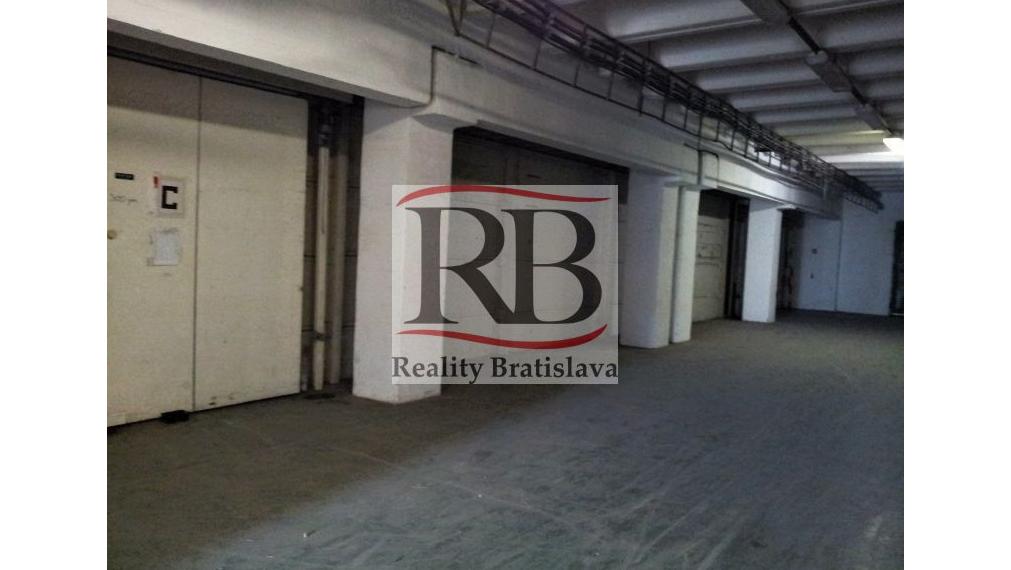 Skladové priestory, Na Pántoch, Bratislava III