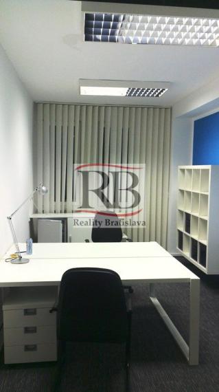 Kancelársky priestor na prenájom, Studená, Bratislava II, 200m2