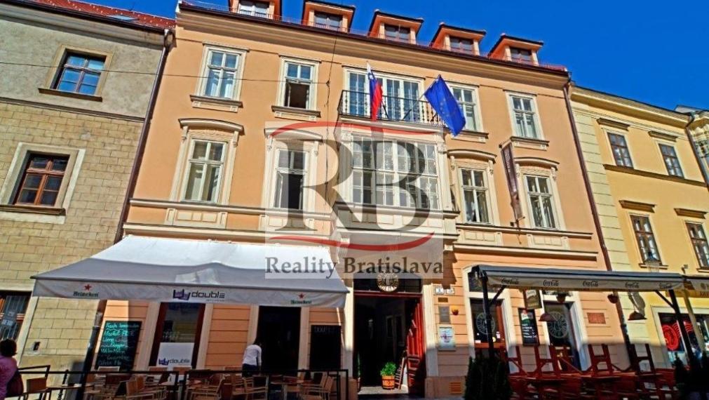 Kancelárie v historickej budove Starom meste