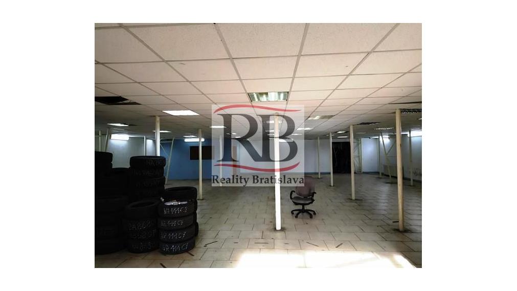 Na prenájom skladový objekt na Starej Vajnorskej v BA III - Nové mesto