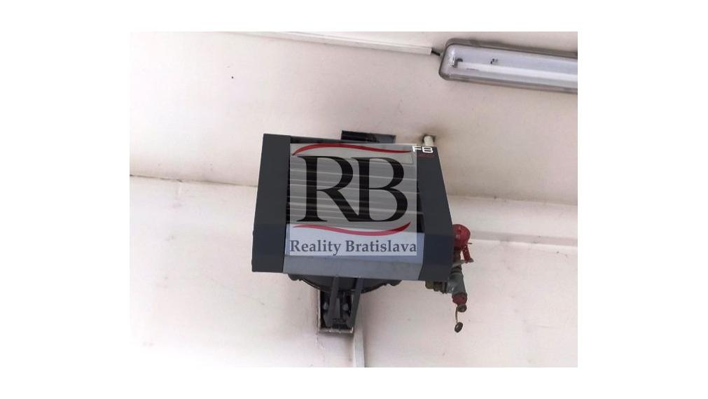 Výrobno - skladový priestor na prenájom, Trenčianska - Ružinov