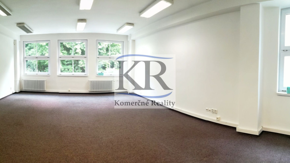 67,5 m2 Administratívne priestory na PRENÁJOM, Trenčín - centrum