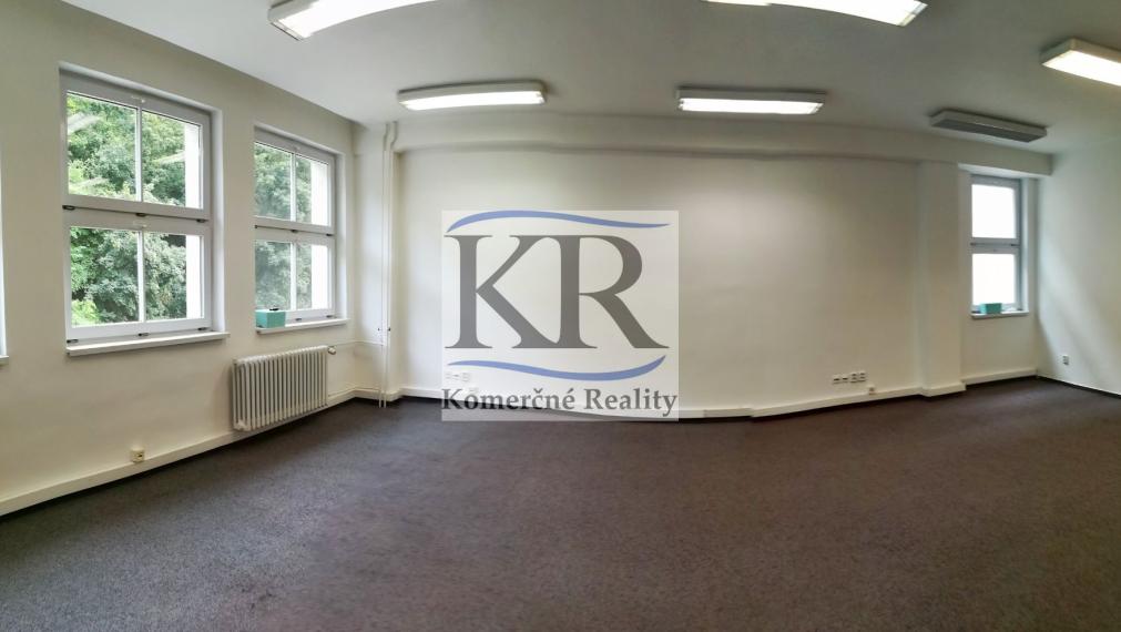 67,5 m2 Administratívne priestory na PRENÁJOM, Trenčín - centrum
