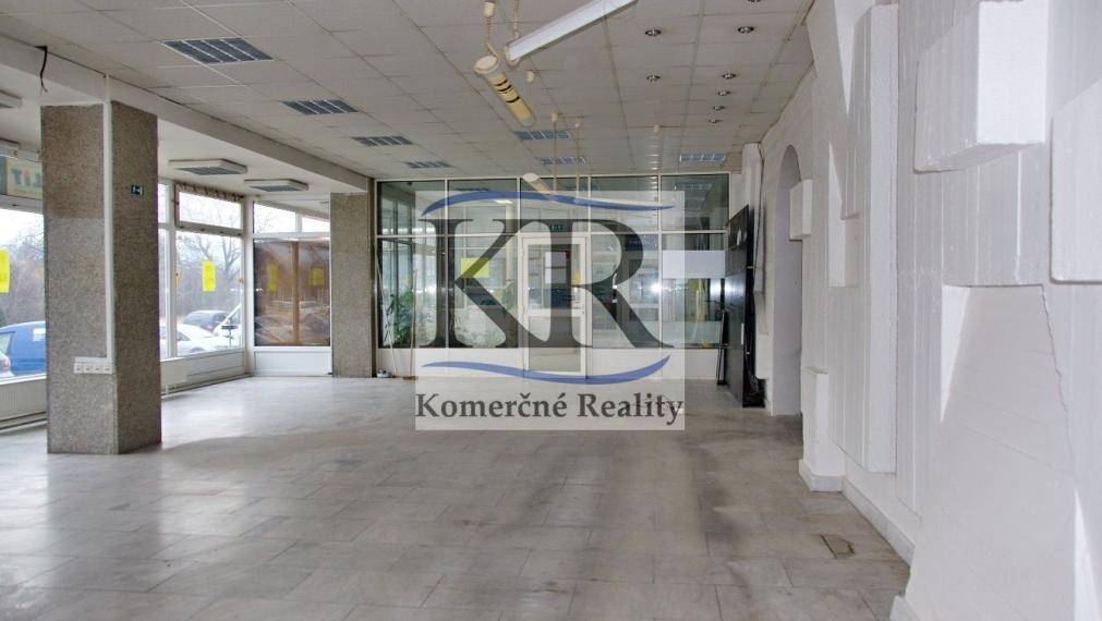 Obchodné priestory na prenájom, Trenčín - Za mostami