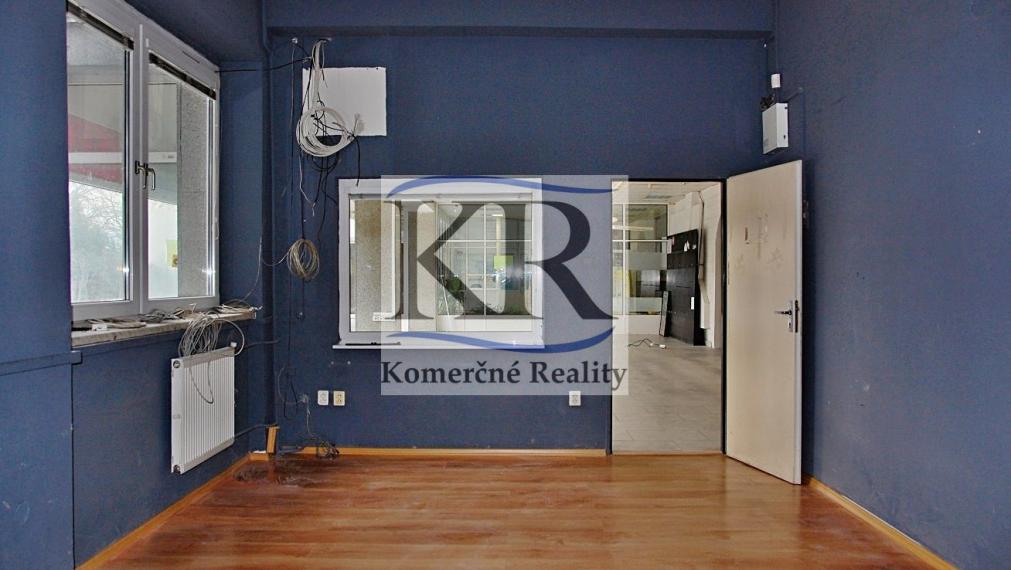 Obchodné priestory na prenájom, Trenčín - Za mostami