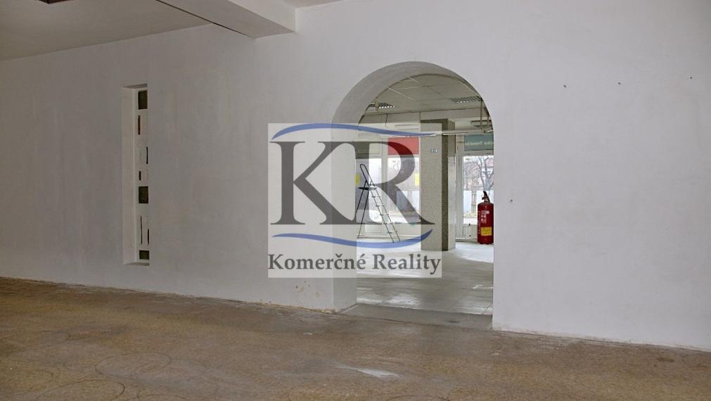 Obchodné priestory na prenájom, Trenčín - Za mostami