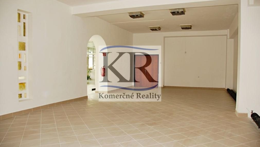 Obchodné priestory na prenájom, Trenčín - Za mostami