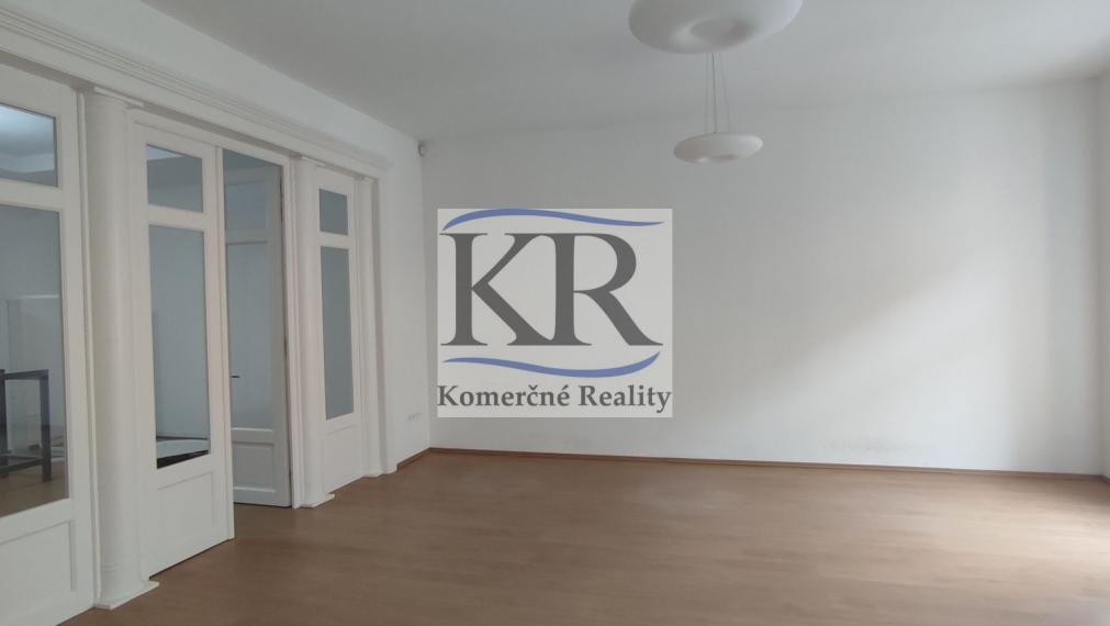 Výnimočné kancelárske priestory na prenájom, Hviezdoslavova ulica, 90m2, Trnava, 1100,-EUR + el.