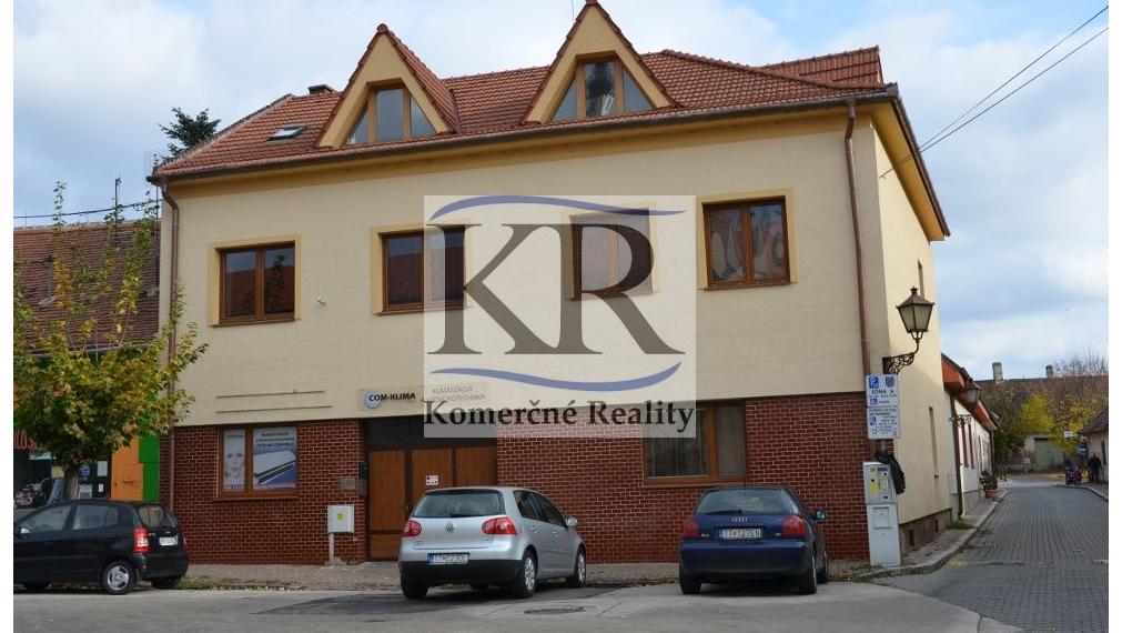 Kancelárske priestory na prenájom, Jerichova ulica, 15m2, Trnava, 300,-EUR vrátane energií