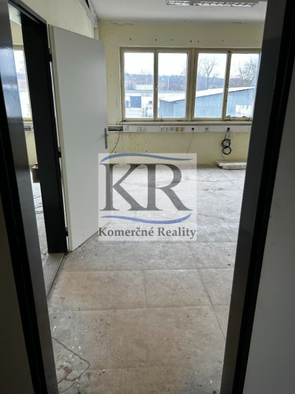 Skladové priestory v objekte Matador - Dolné Krškany na prenájom