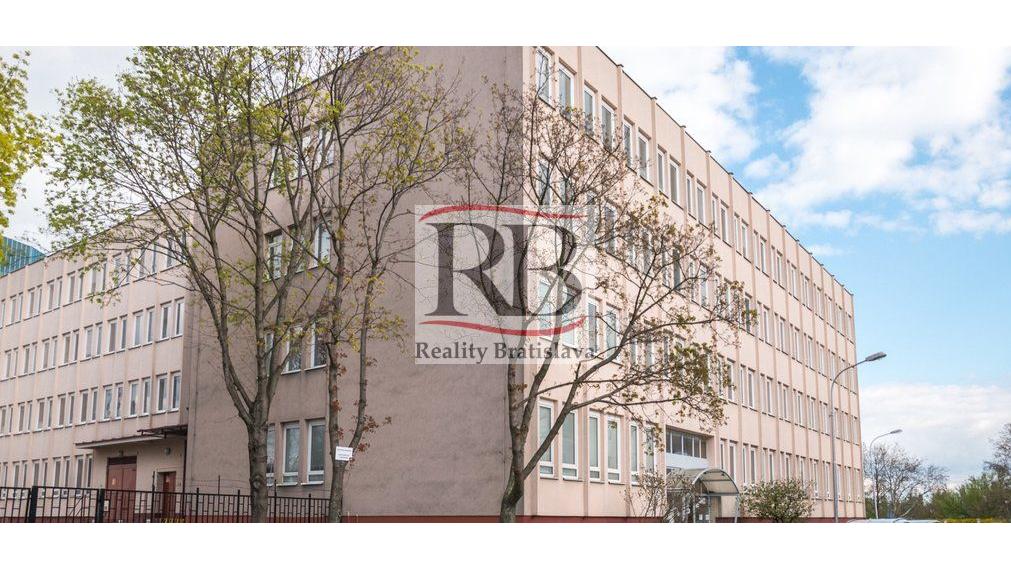 Kancelárske priestory, Pluhová, Bratislava III