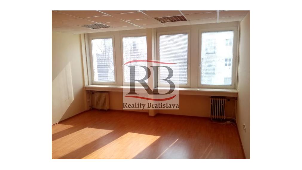 Kancelárske priestory, Pluhová, Bratislava III