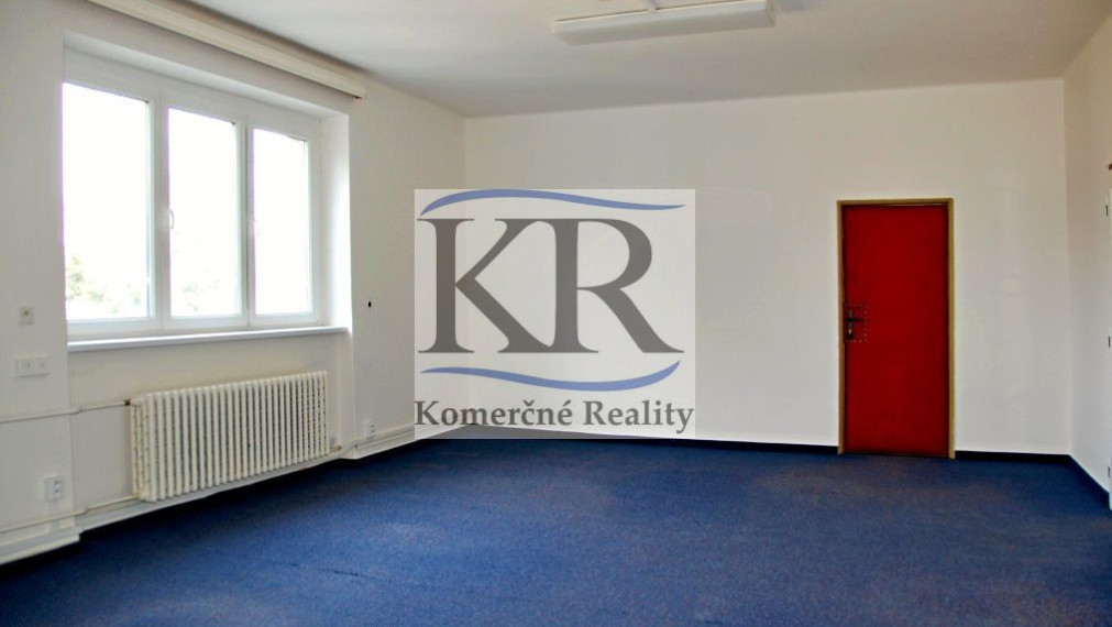 kancelárske priestory v  budove na Sihoti ,Trenčín